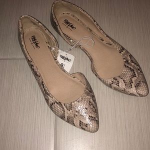 Snake skin flats